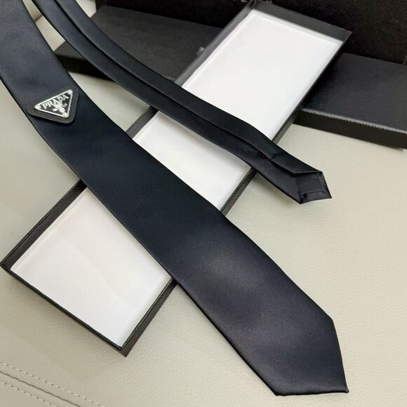 Prada Black Silk Tie - Picture 2 of 5